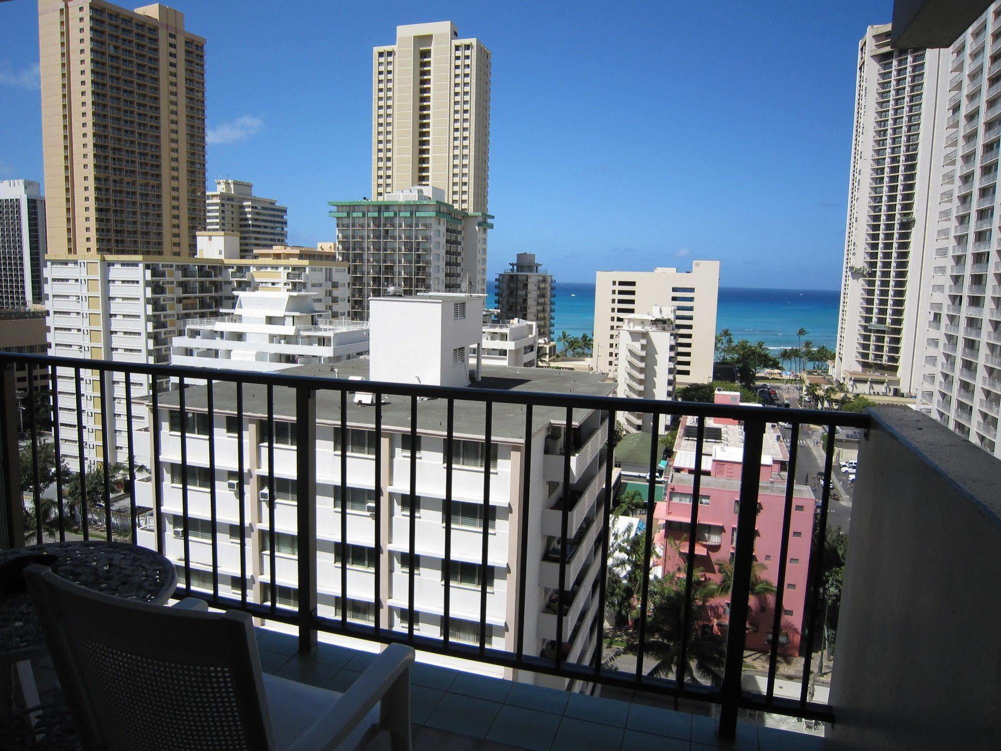 אפרטהוטל הונולולו Waikiki Park Heights מראה חיצוני תמונה